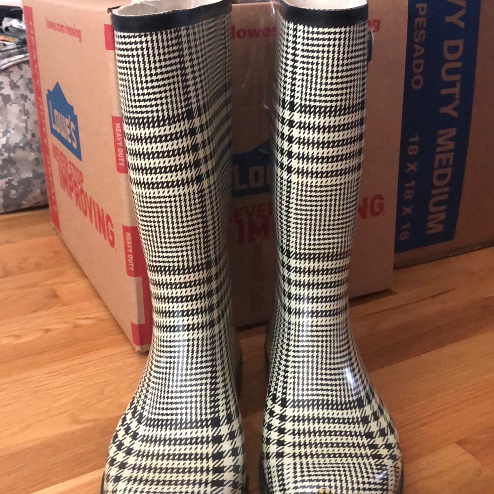 Rainboots